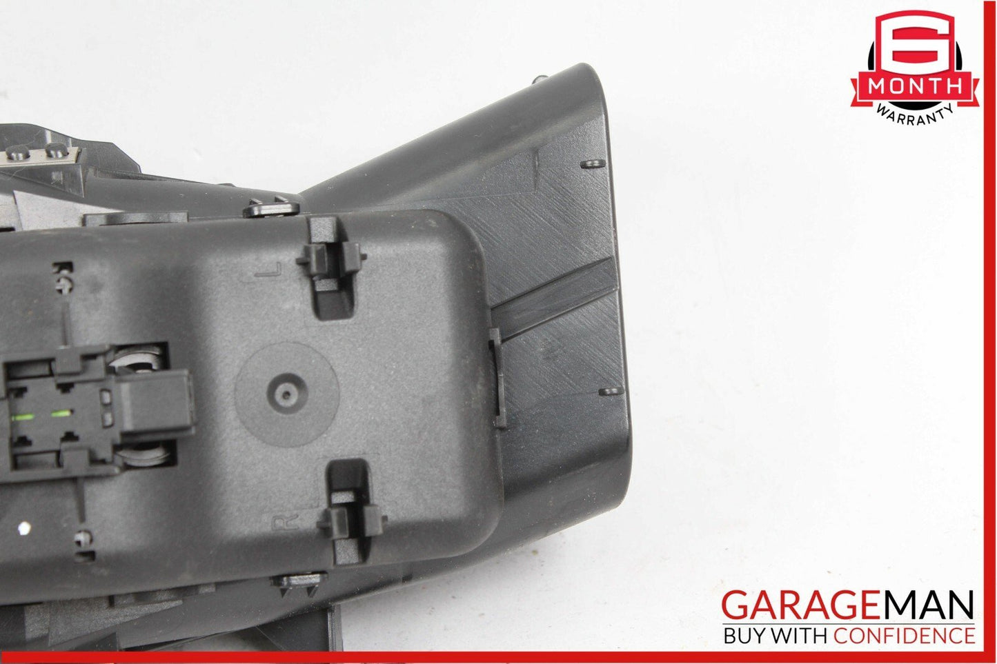 06-11 Mercedes W219 CLS500 CLS550 Front Left Side Dash A/C Air Vent Trim Panel