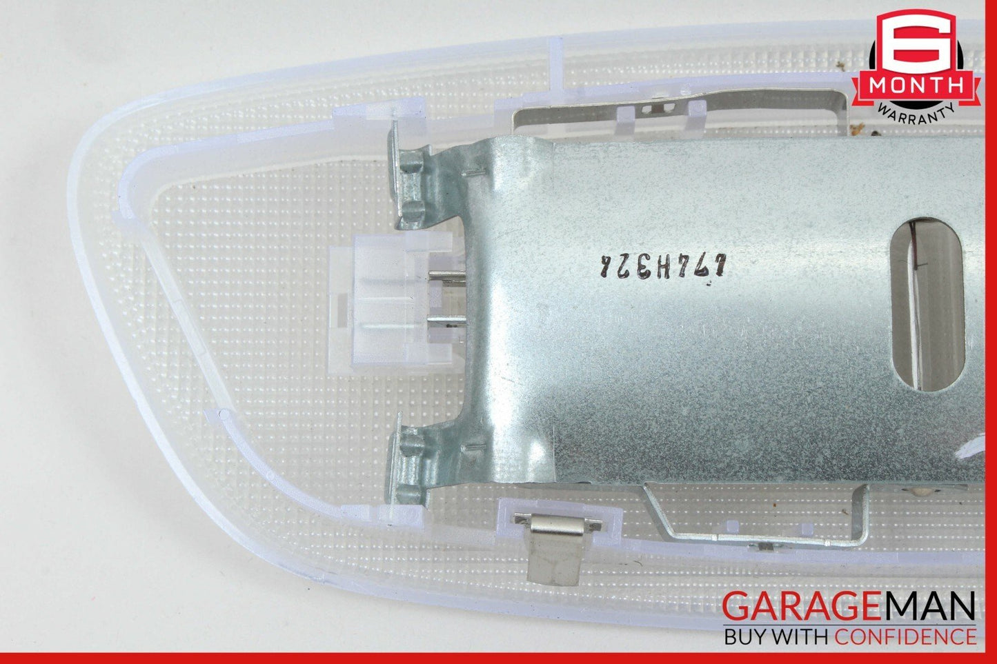 01-07 Mercedes W203 C230 C240 C350 Rear Center Interior Dome Light Lamp