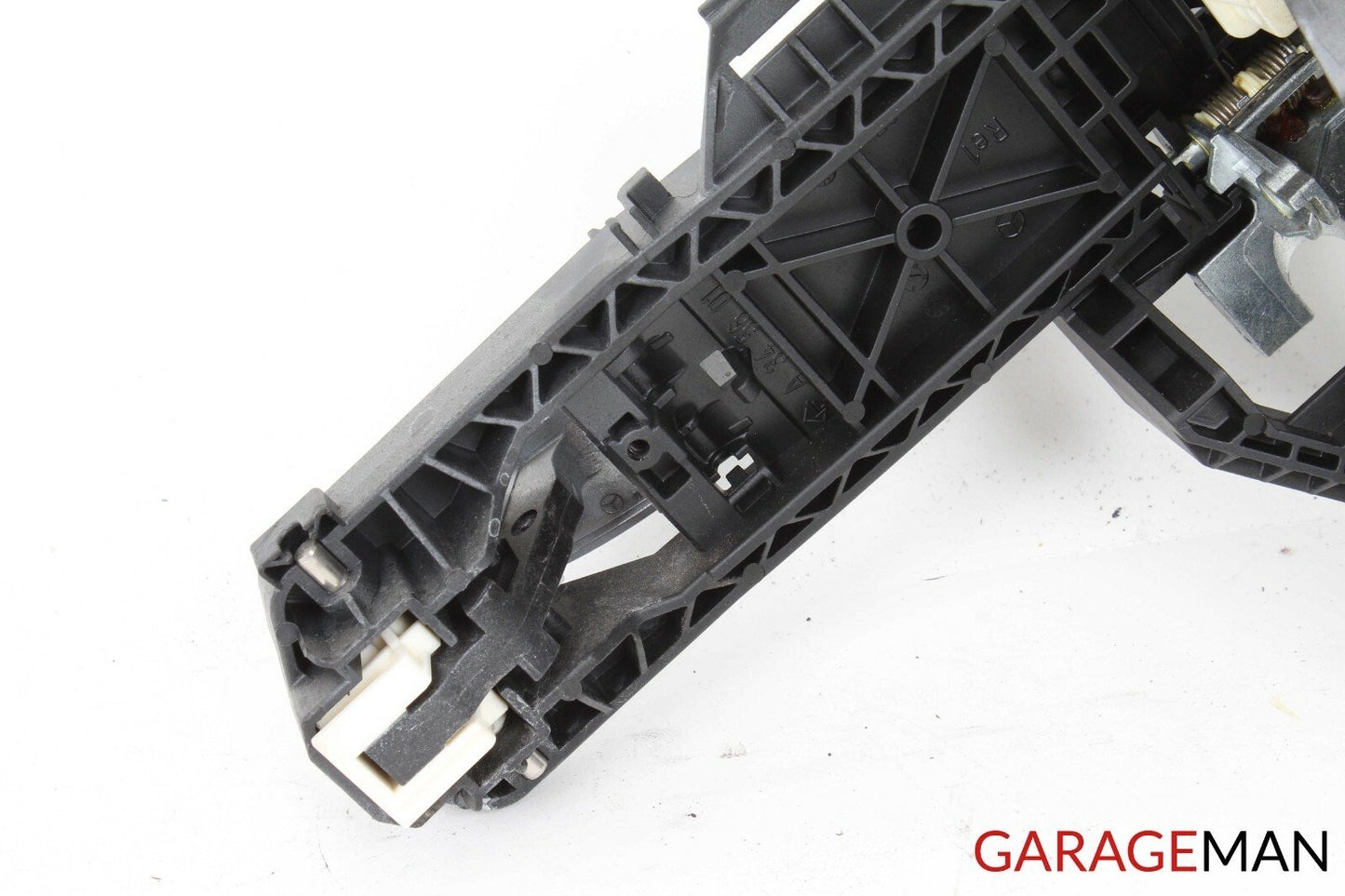 08-14 Mercedes W204 C63 AMG Front Right Side Exterior Door Handle Silver OEM