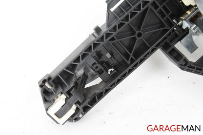 08-14 Mercedes W204 C63 AMG Front Right Side Exterior Door Handle Silver OEM