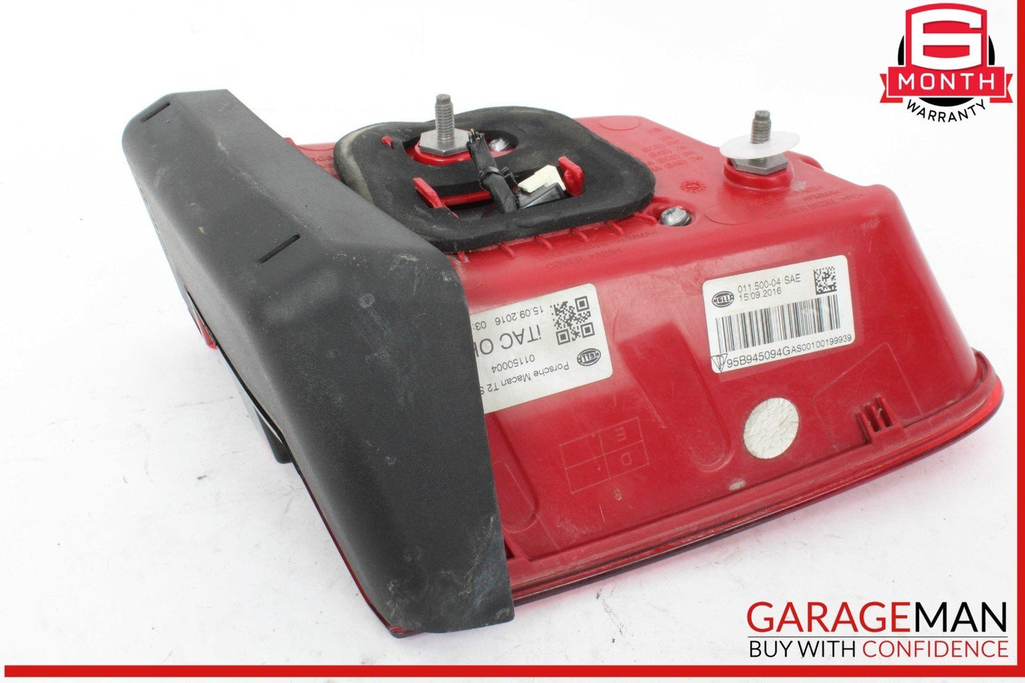 15-18 Porsche Macan 95B Rear Right Side Inner Tail Light Lamp LED 95B945094G OEM