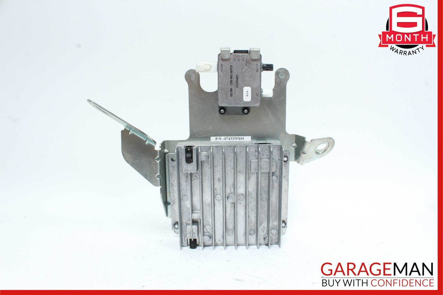 00-06 Mercedes SL500 S55 CLK55 AMG Antenna Amplifier Booster Assembly
