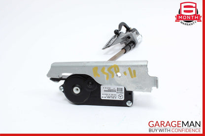 06-13 Mercedes W251 R350 R500 R63 AMG Rear Right Side Quarter Window Motor OEM