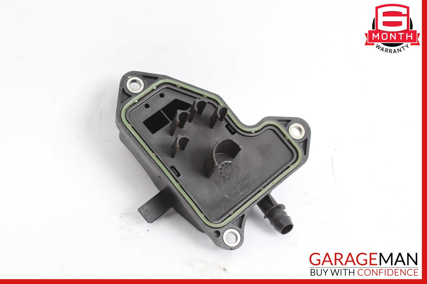 06-13 Mercedes W251 R350 Engine Oil Separator Cover 2720160134 OEM