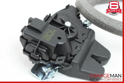 08-17 Mercedes W204 C300 Trunk Lid Latch Lock Actuator w/ Cylinder Lock Latch