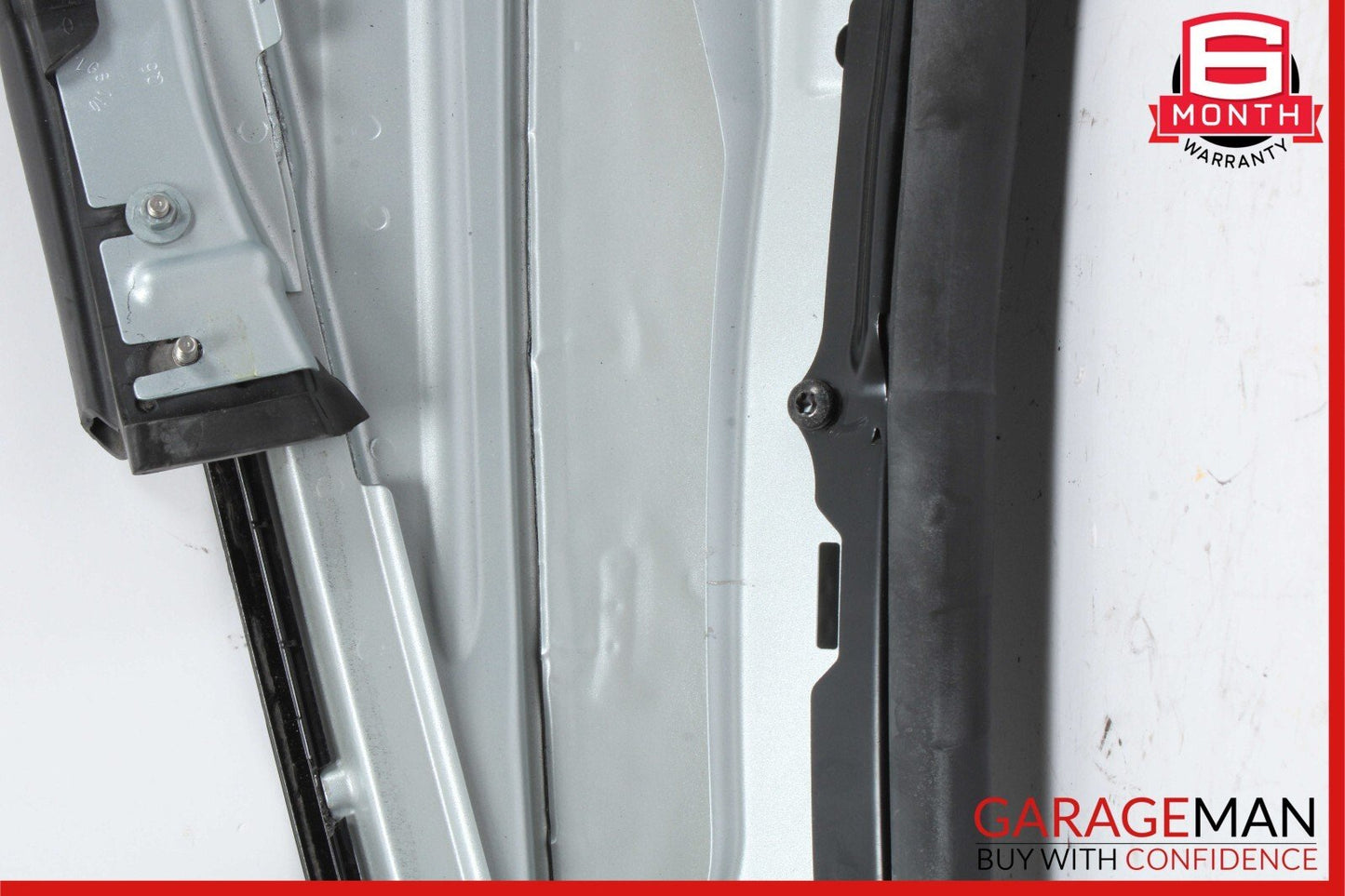 05-11 Mercedes R171 SLK300 Rear Right Side Window Roof C Pillar Panel Silver OEM