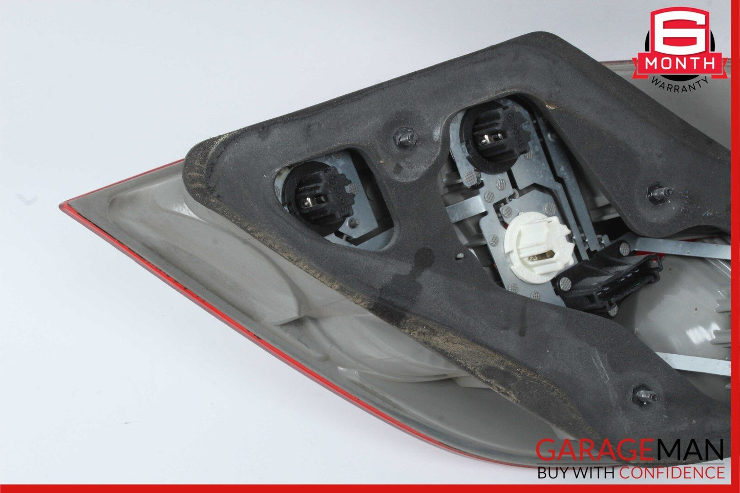 06-10 Mercedes W251 R350 R63 AMG Rear Left Side Taillight Tail Light Lamp