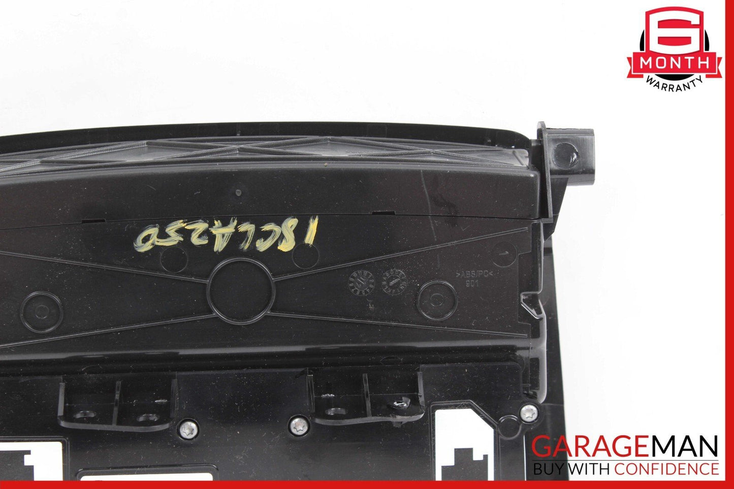 14-18 Mercedes W117 CLA250 Interior Front Upper Overhead Console Dome Light Lamp