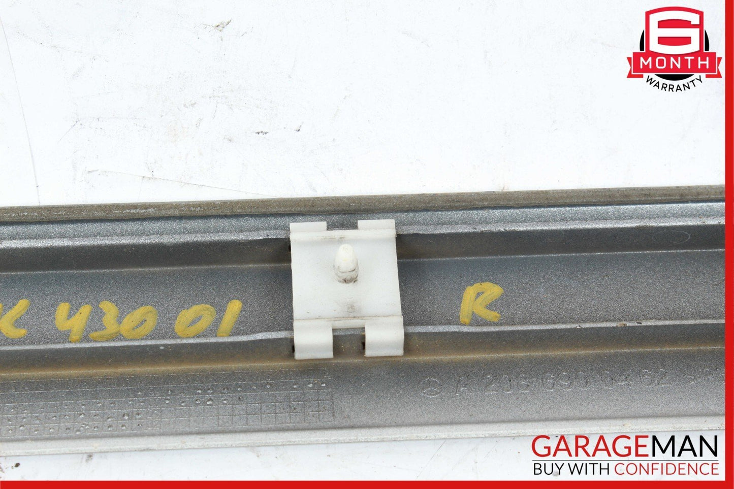 98-03 Mercedes W208 CLK430 CLK320 Rear Right Quarter Molding Trim 2086900462 OEM