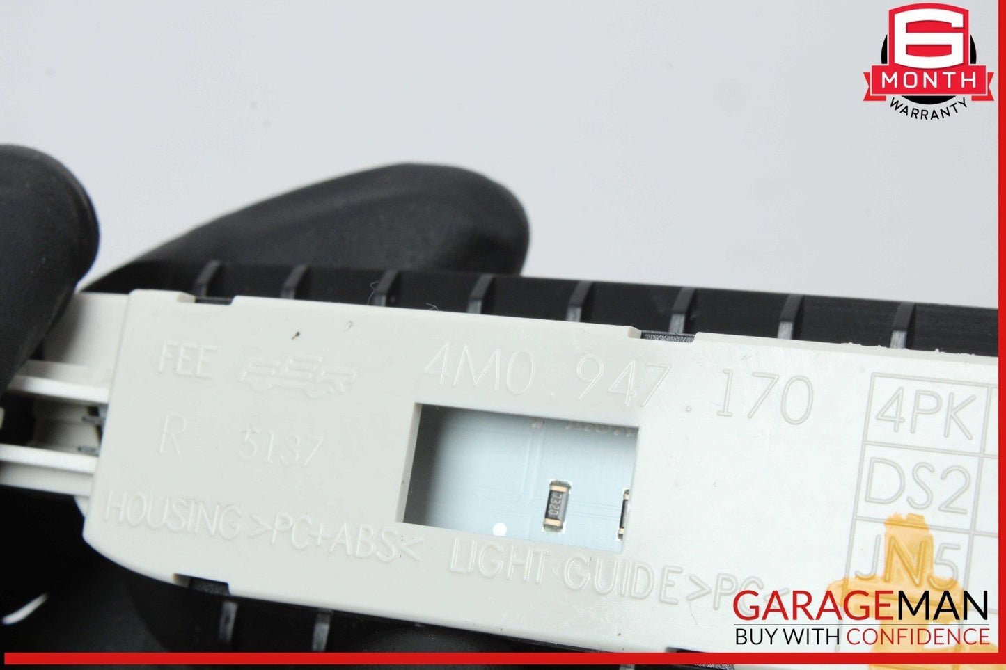 17-24 Audi Q7 Rear Right Side Trunk Luggage Compartment Light 4M0947170