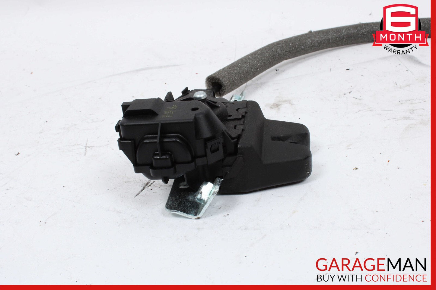 08-17 Mercedes W204 C250 C300 Trunk Lid Latch Lock Actuator 2047500185 OEM