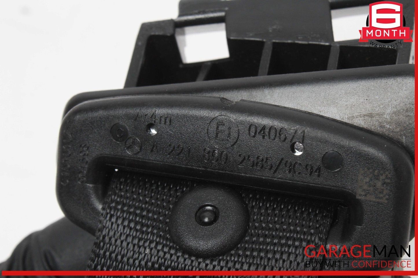 07-13 Mercedes W221 S400 S63 Rear Center Seat Belt Retractor Buckle Black OEM