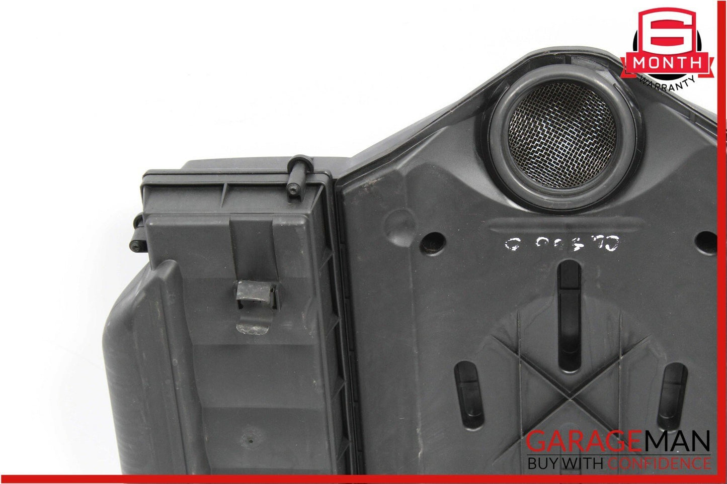99-06 Mercedes S500 SL500 CL500 Engine Air Cleaner Filter Box Cover Assembly