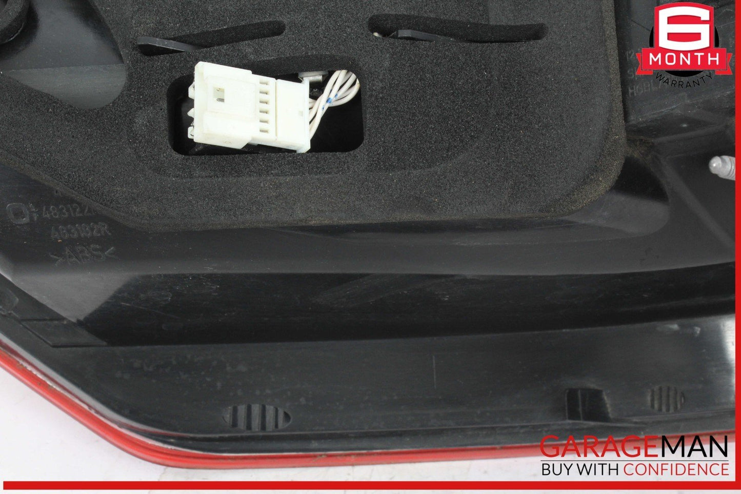 10-13 Mercedes W212 E350 Bluetec Rear Right Passenger Side LED Tail Light Lamp