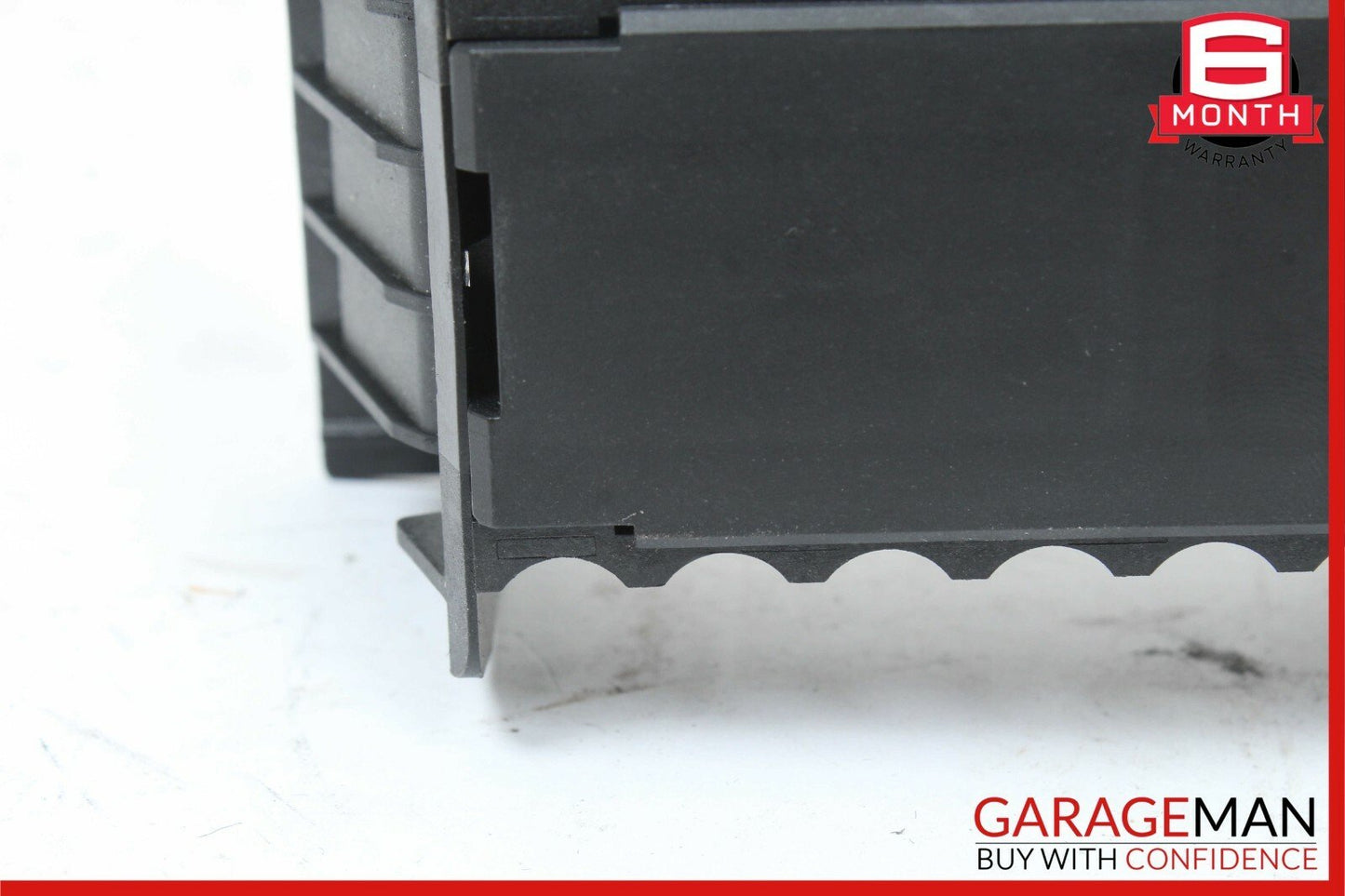 10-16 Mercedes W204 C300 SLK250 GLK350 Front 2045400150 Fuse Box OEM