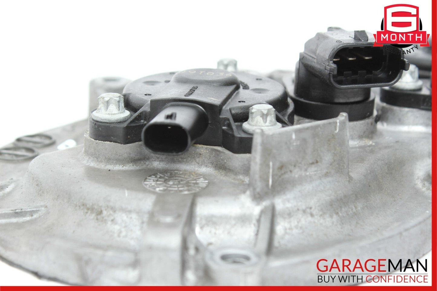 06-10 Mercedes W204 C300 S550 E350 Front Right Engine Timing Chain Cover Plate