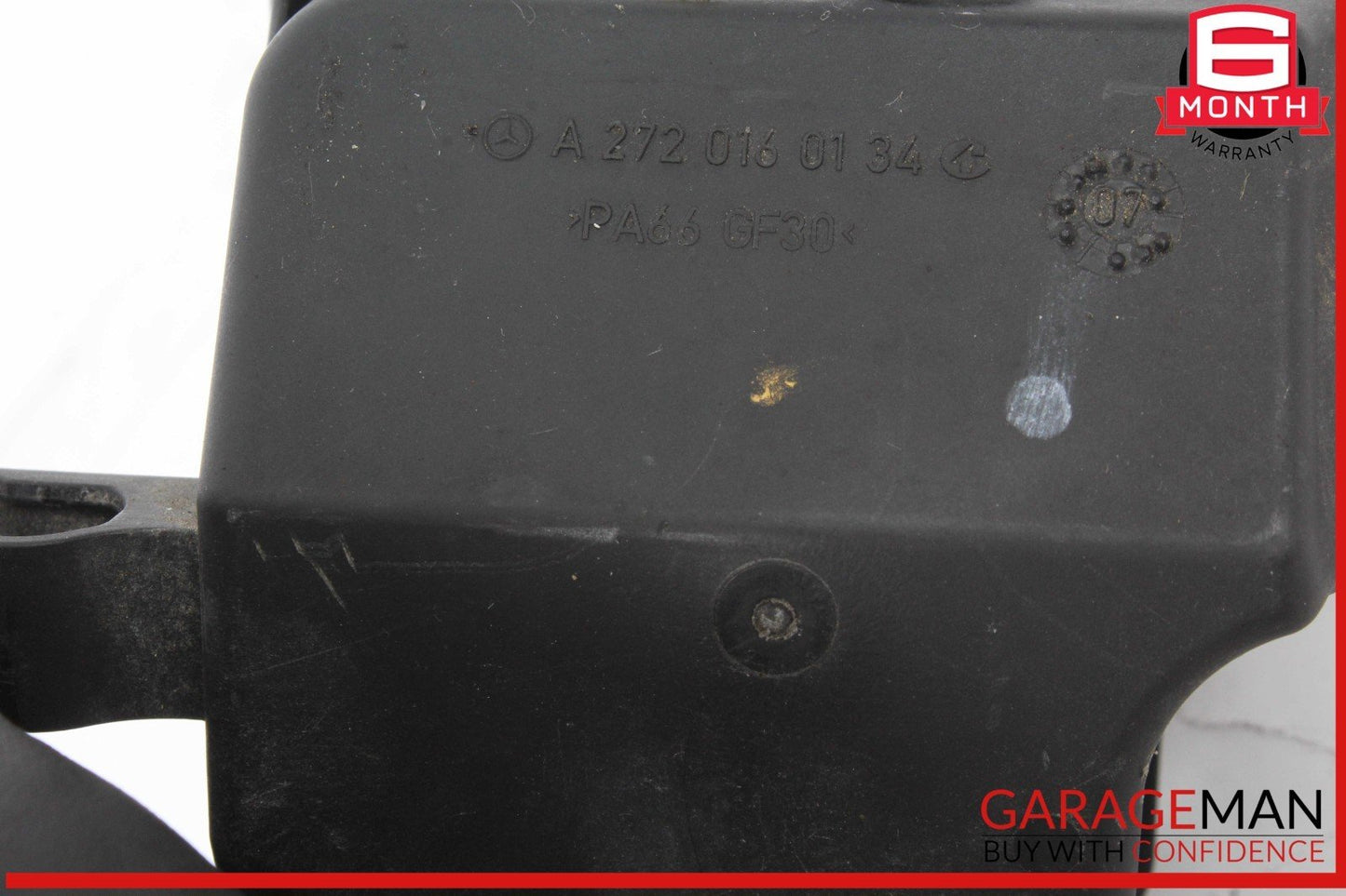 06-15 Mercedes W209 CLK350 ML350 Engine Oil Separator Cover 2720160134 OEM