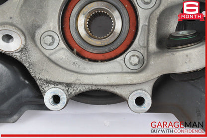 08-17 Mercedes W204 C250 C350 Rear Left Side Wheel Spindle Knuckle Hub OEM