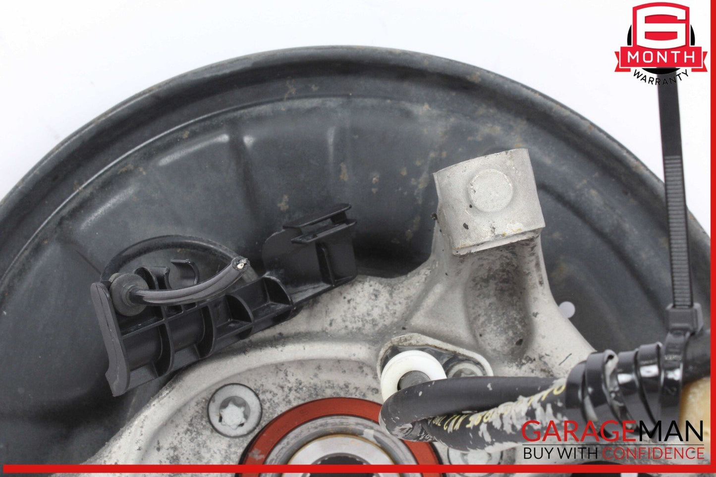 08-17 Mercedes W204 C300 C350 Rear Left Side Wheel Spindle Knuckle Hub OEM