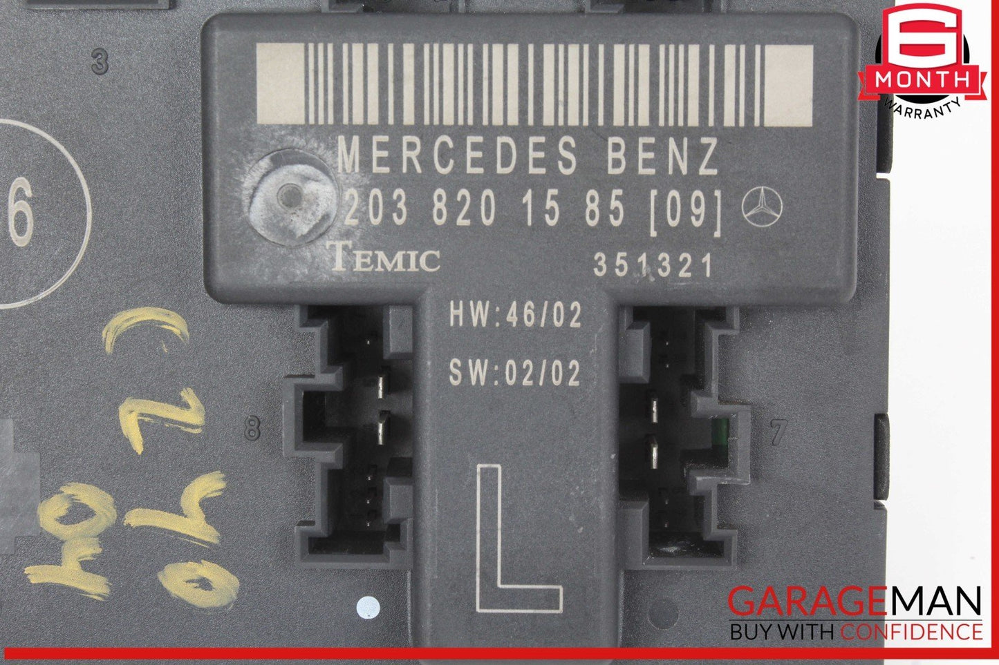 08-18 Mercedes C300 E350 CLS550 Front Right Seat Control Module 2038201585