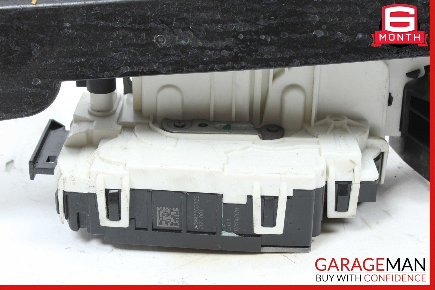 12-14 Mercedes W204 C250 Keyless Go Front Right Side Door Lock Actuator OEM