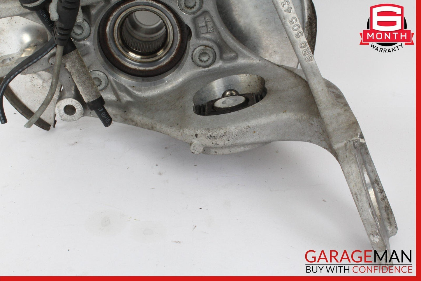 15-24 Porsche Macan 95B Rear Right Passenger Side Knuckle Spindle OEM