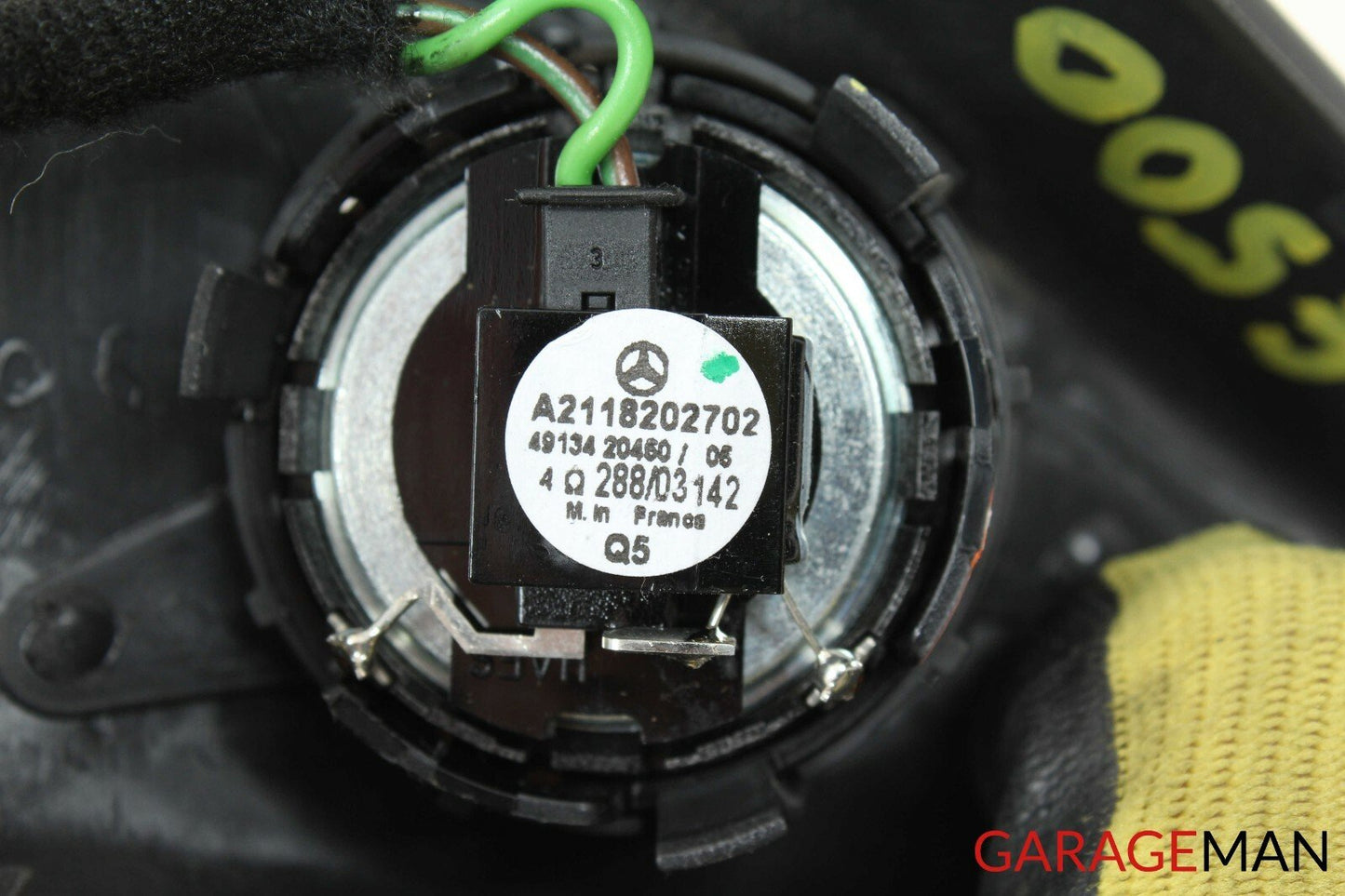 03-09 MERCEDES W211 E500 E320 FRONT RIGHT TWEETER SPEAKER COVER BLACK OEM