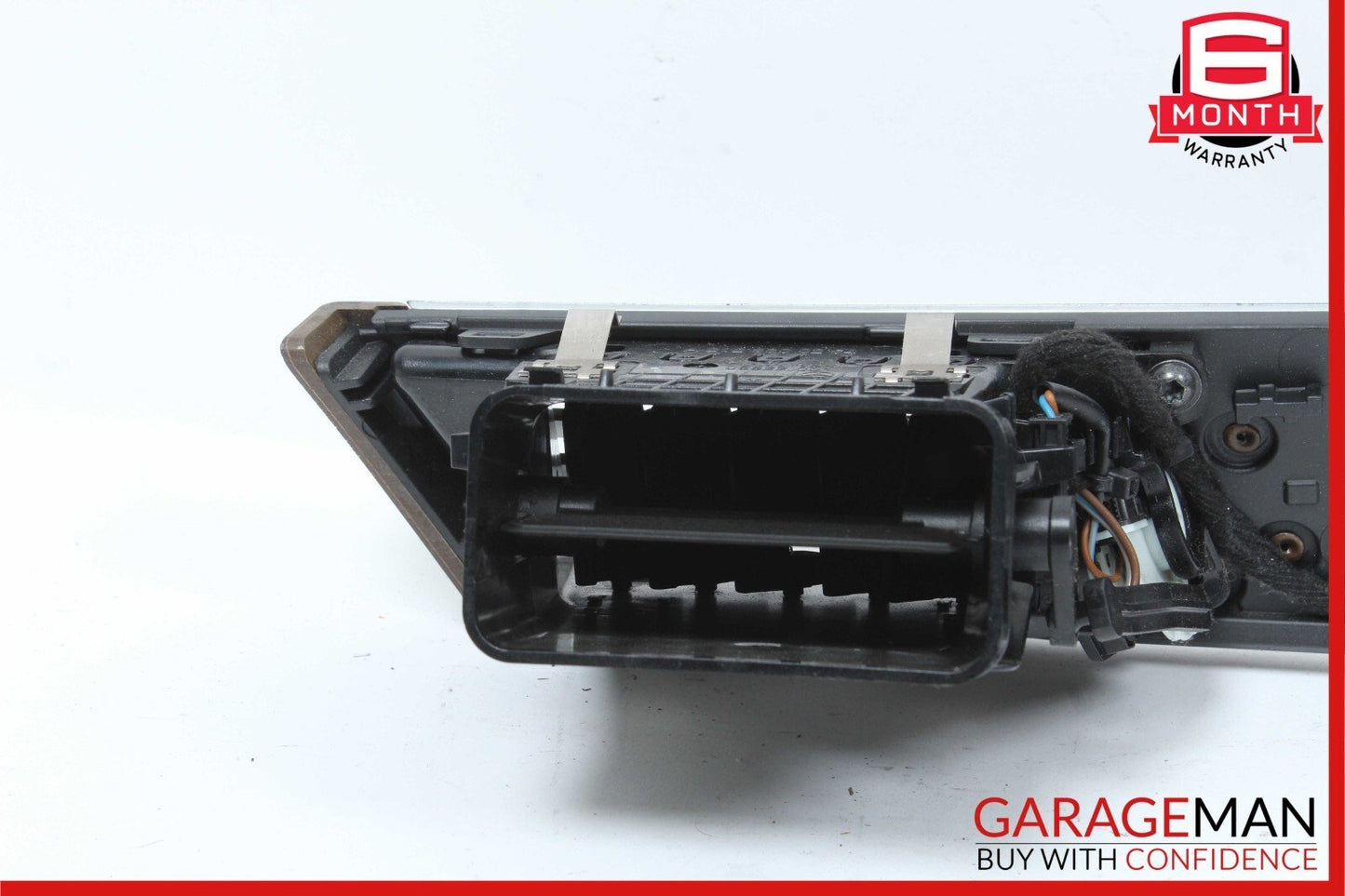 10-13 Mercedes W212 E350 Center Dash A/C Air Vent Hazard Light Trim Assembly OEM