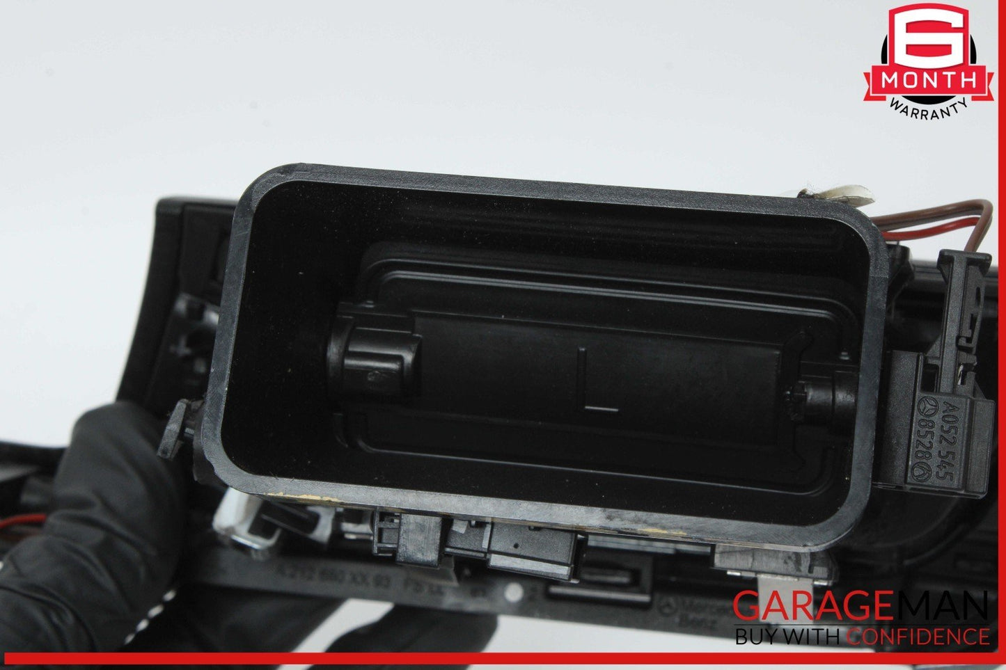 10-16 Mercedes W212 E350 E550 Dashboard Dash AC A/C Air Vent LeftÂ Trim OEM