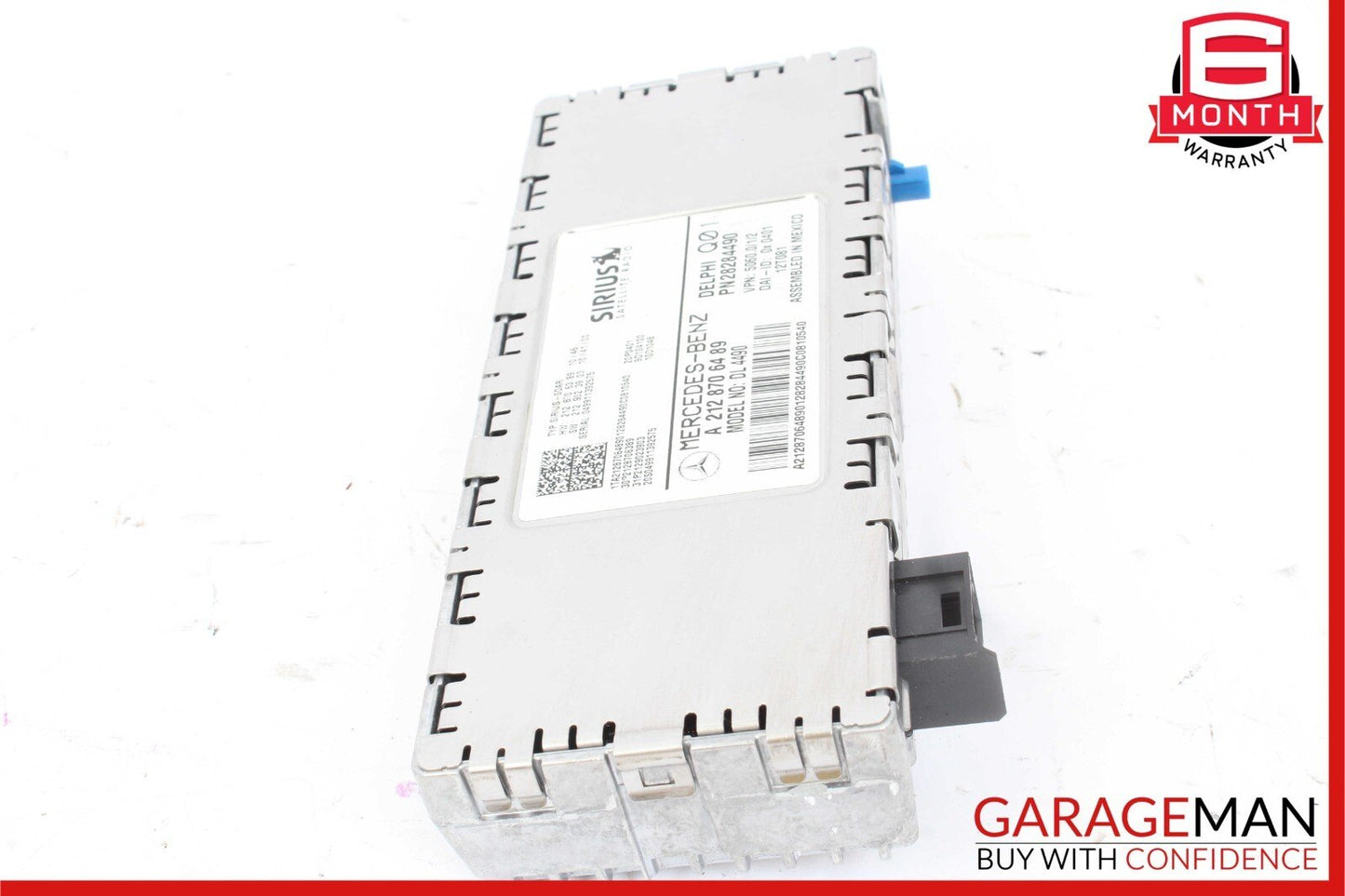 10-17 Mercedes X204 GLK350 CLS550 Sirius Satellite Radio Receiver 2128705689 OEM
