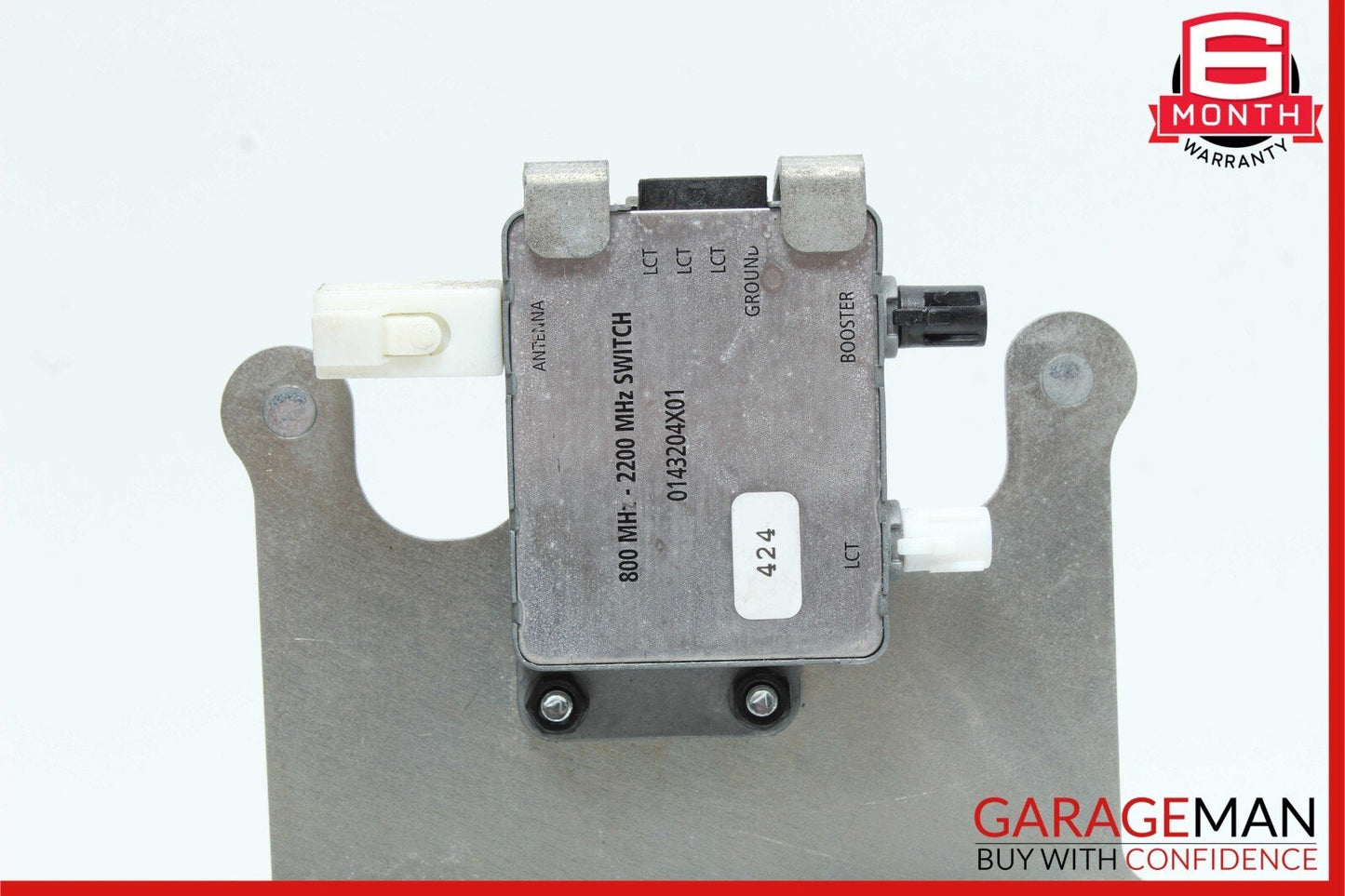 00-06 Mercedes SL500 S55 CLK55 AMG Antenna Amplifier Booster Assembly