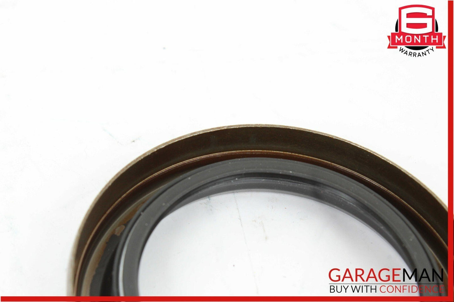 Rear Outlet Wheel Hub Seal Shaft Seal Differential Ring 82019154