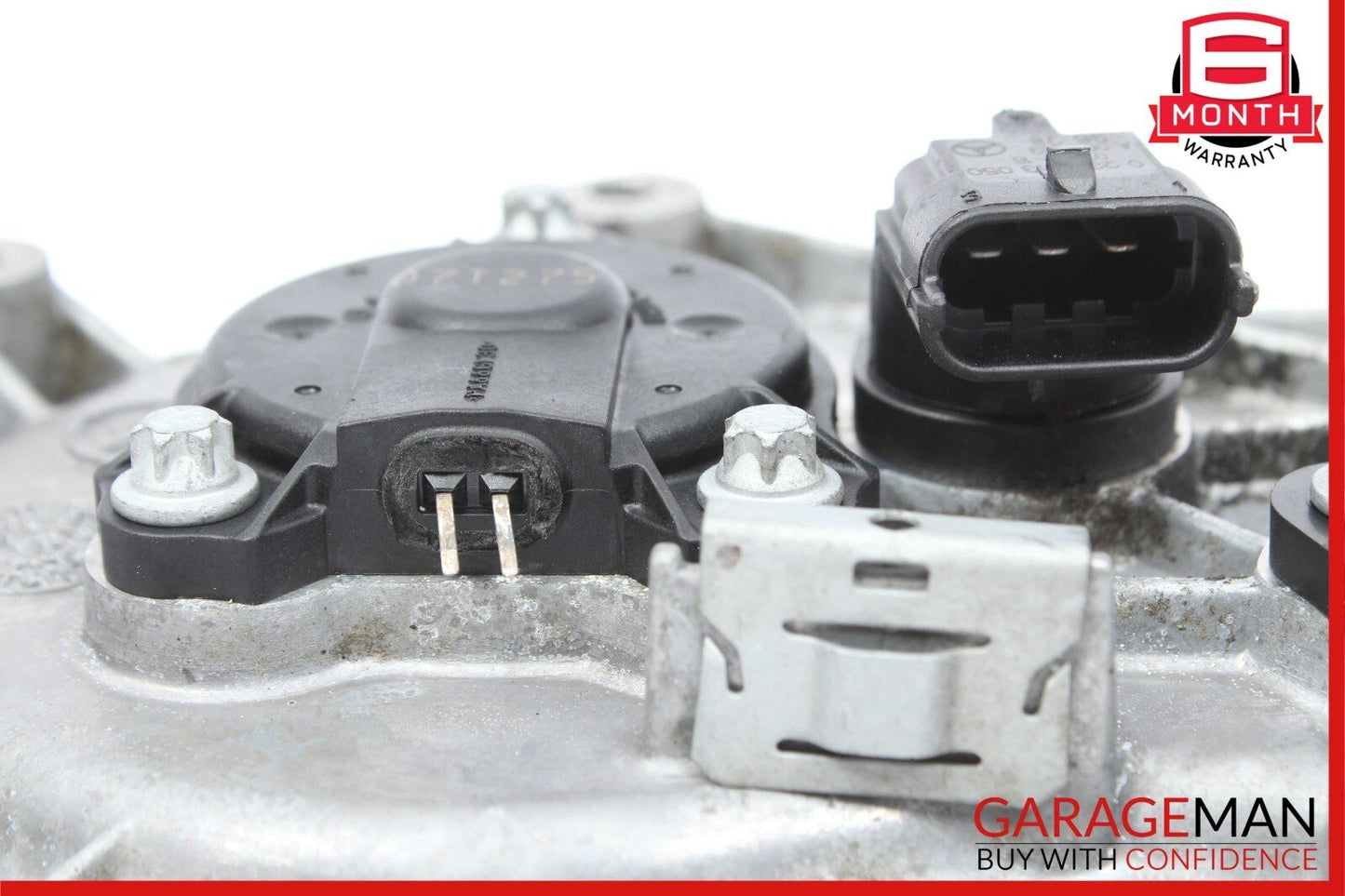 Mercedes C300 E550 E350 C230 Front Left Engine Timing Chain Valve Cover Plate