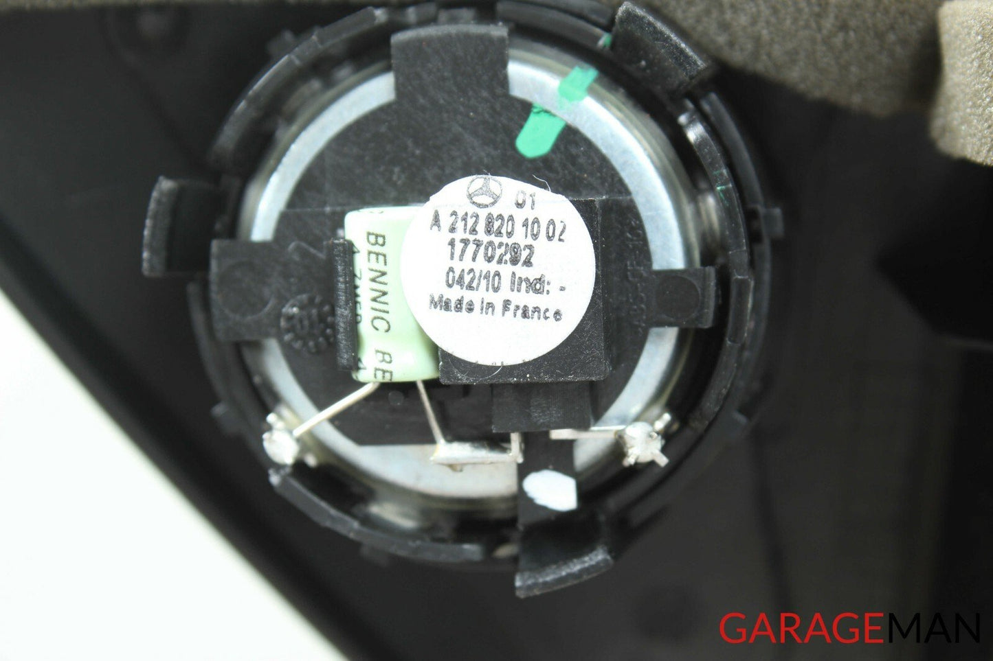 07-13 MERCEDES W221 S550 FRONT RIGHT DOOR CORNER TWEETER SPEAKER COVER OEM
