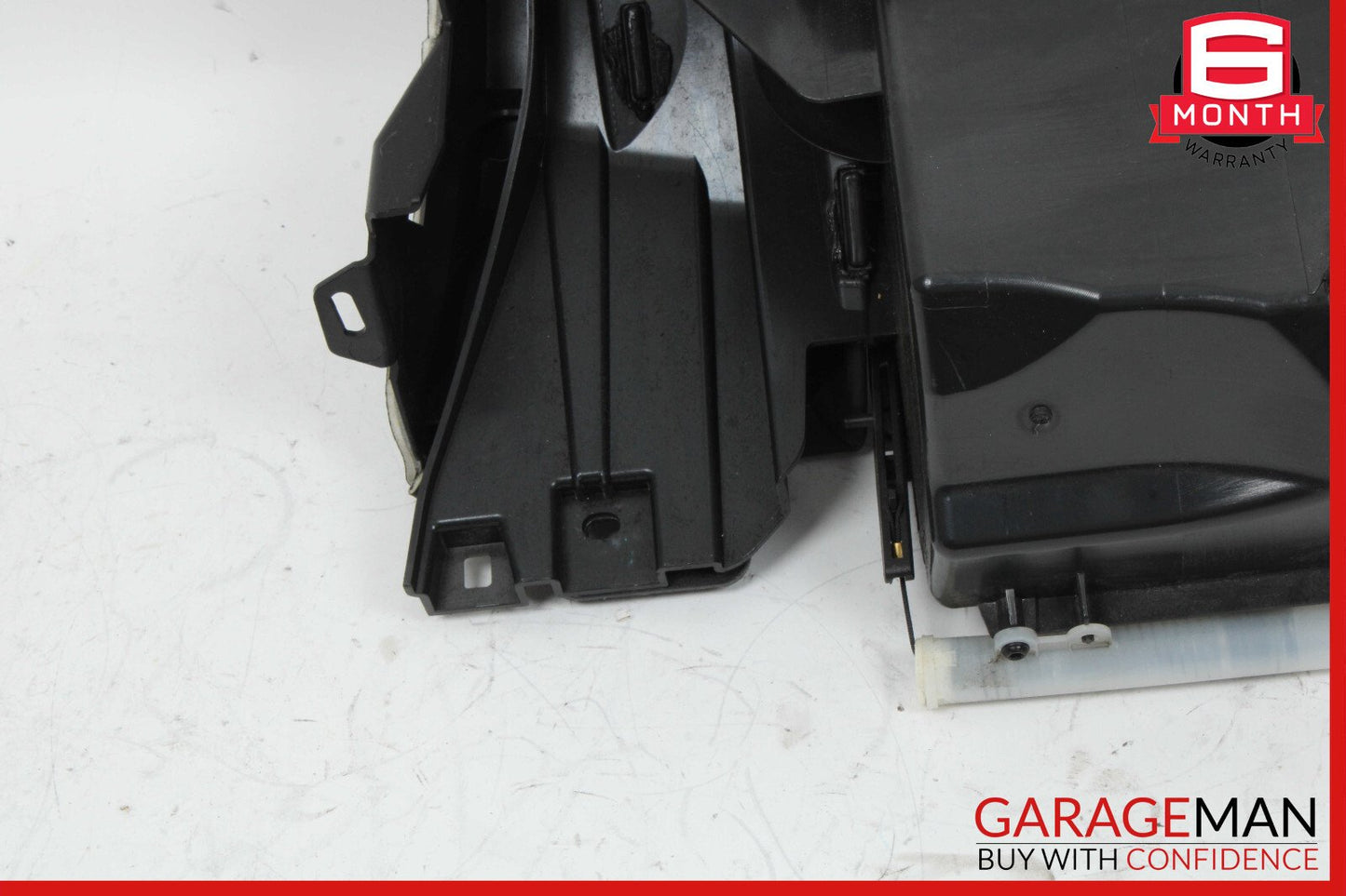 06-11 Mercedes W219 CLS500 Dash Glove Box Storage Tray Compartment Assembly OEM