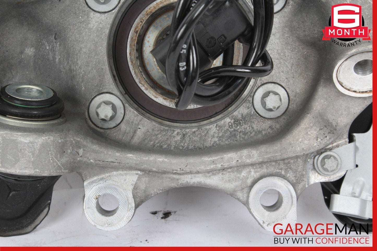 15-20 Mercedes W205 C300 C400 C350e Rear Right Side Spindle Knuckle Hub OEM