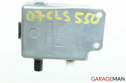 06-09 Mercedes W219 CLS550 Antenna Booster Phone Amplifier AMP 2208271842 OEM