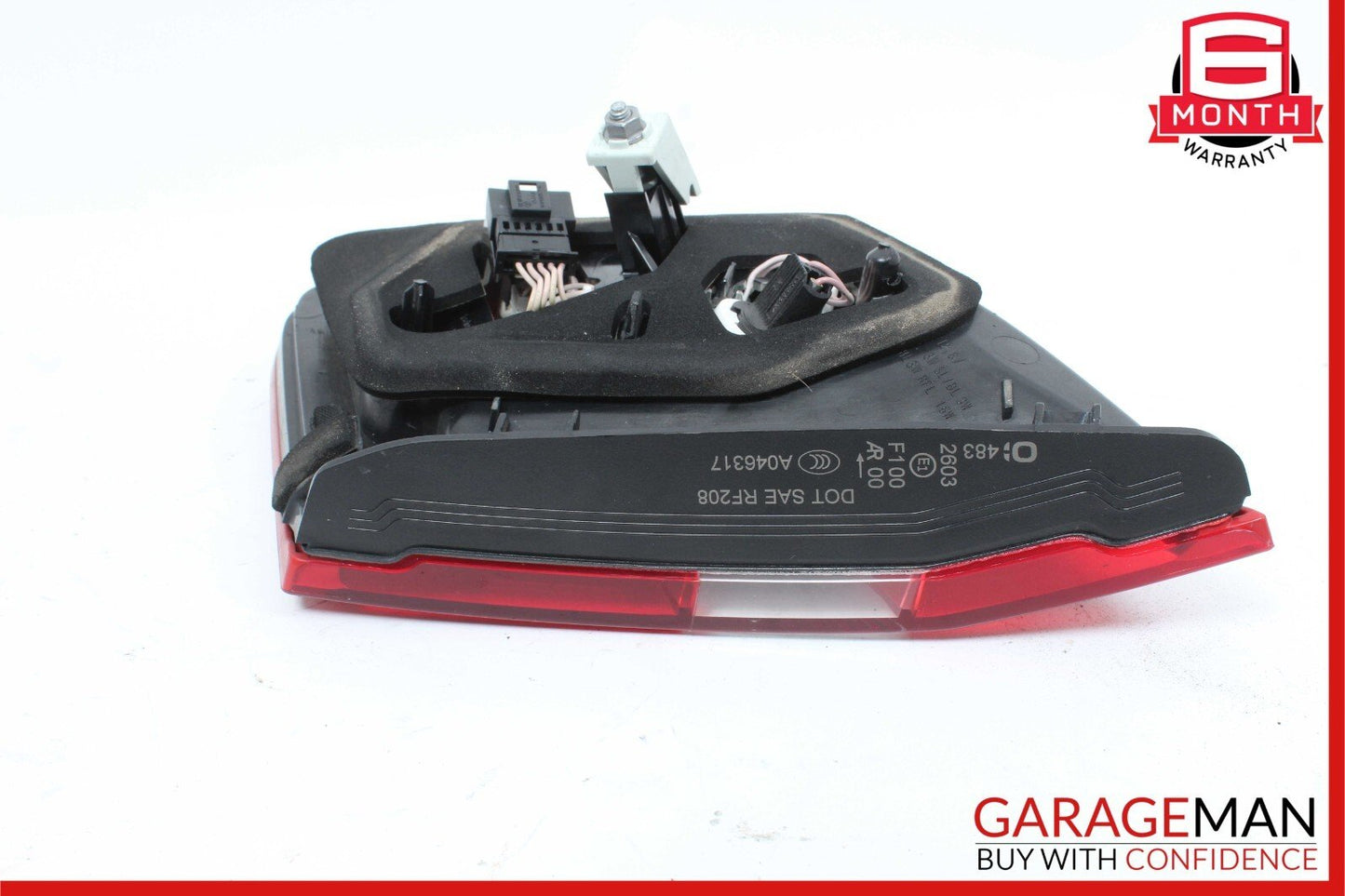 10-13 Mercedes W212 E350 E400 E63 AMG Sedan Rear Left Side Inner Tail Light Lamp