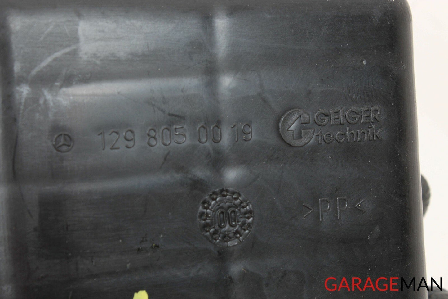 01-02 Mercedes W208 CLK55 AMG Air Vacuum Expansion Box Tank Assemby 1298050019