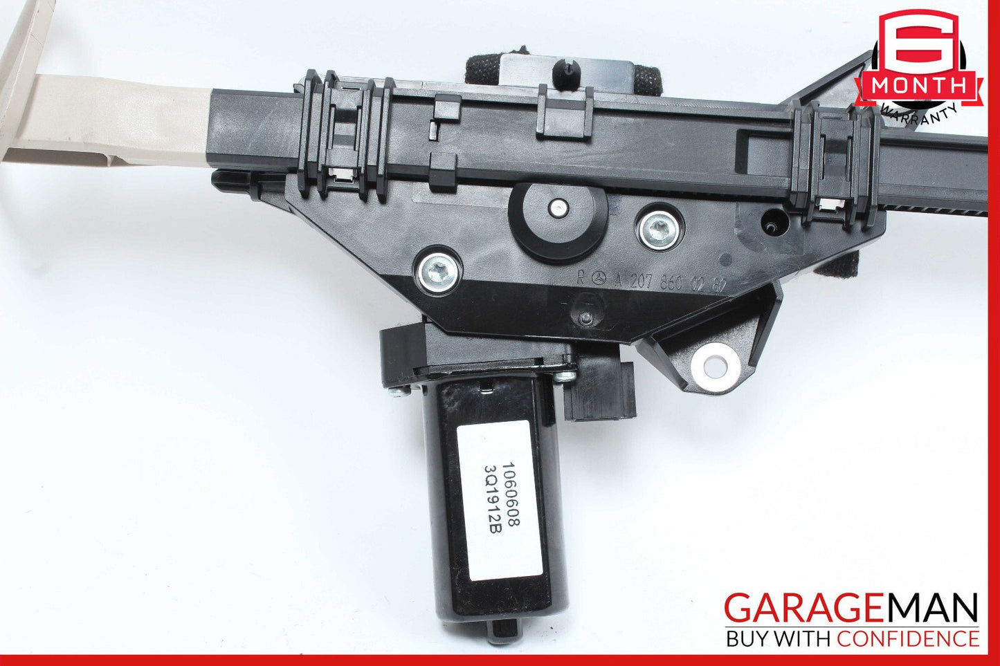 10-17 Mercedes W207 E550 E350 Convertible Right Seat Belt Feeder Motor OEM