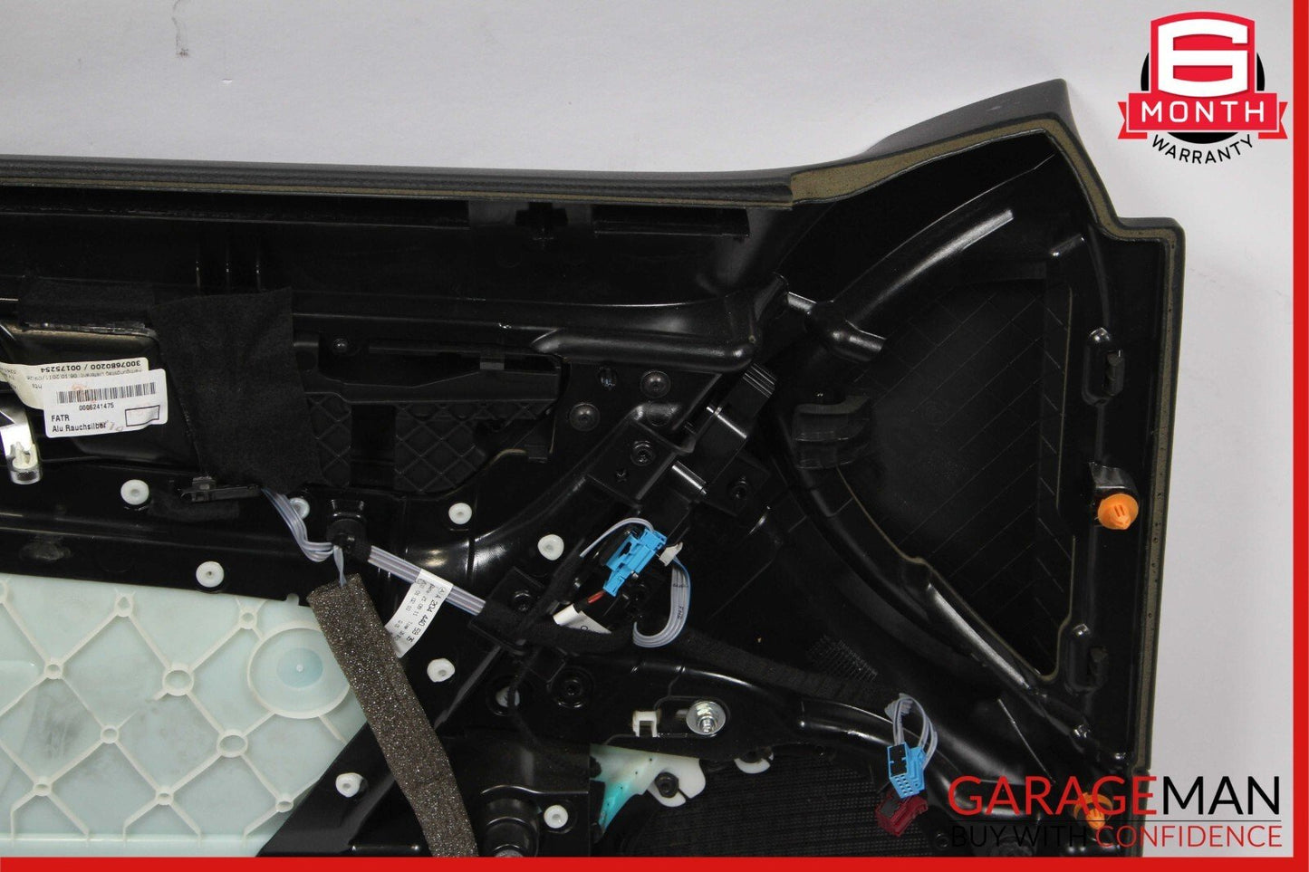 08-14 Mercedes W204 C350 Sedan Front Right Interior Door Trim Panel Cover Assy