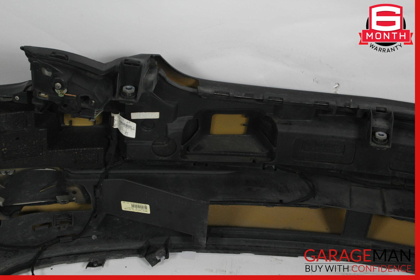 06-10 Mercedes W251 R320 R350 R63 AMG Front Bumper Cover Panel Assembly White