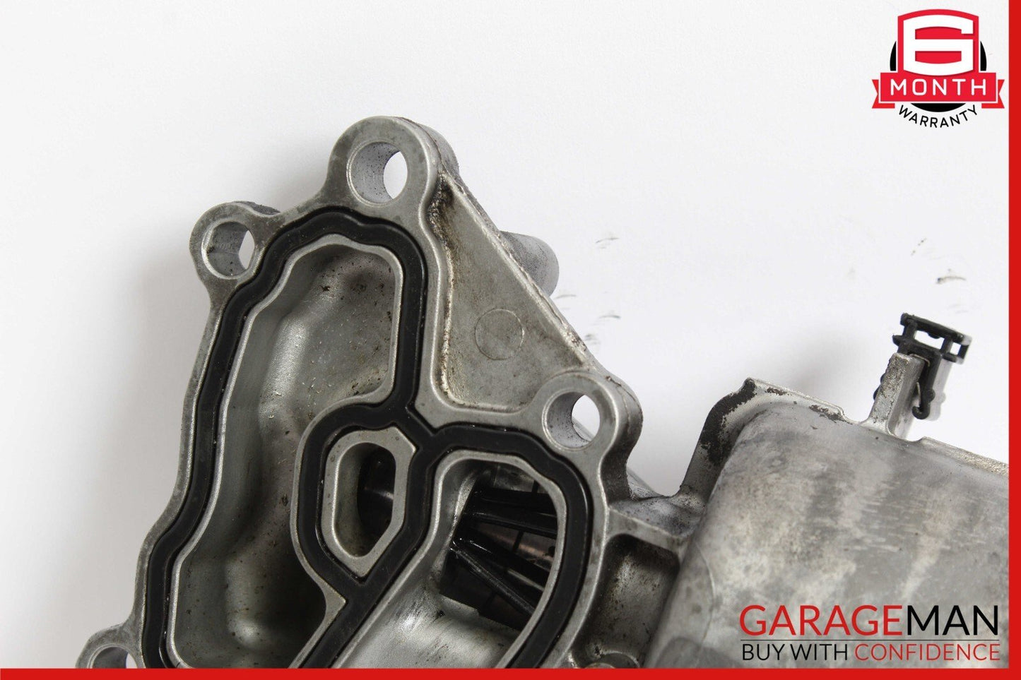 11-18 Mercedes W216 CL550 GL450 E550 4.7L Engine Oil Filter Housing 2781800410