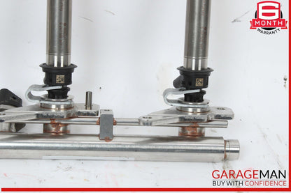 17-20 Mercedes R172 SLC43 AMG Left Side Fuel Injector Rail w/ Injectors OEM
