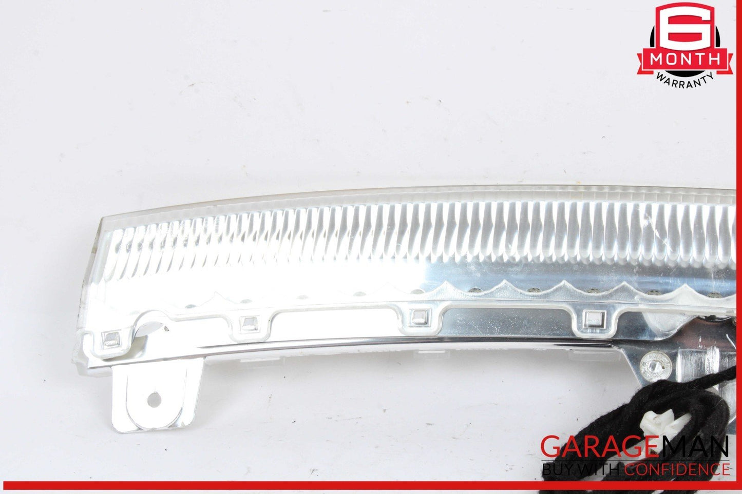 14-17 Maserati Quattroporte S Rear Center Third Stop Brake Signal Light Lamp OEM
