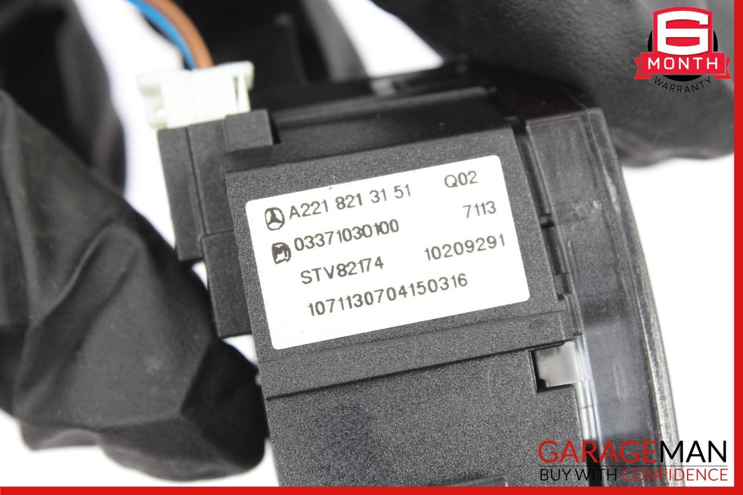 07-14 Mercedes W221 S550 CL550 Door Lock Switch Front Right Side 2218213151 OEM