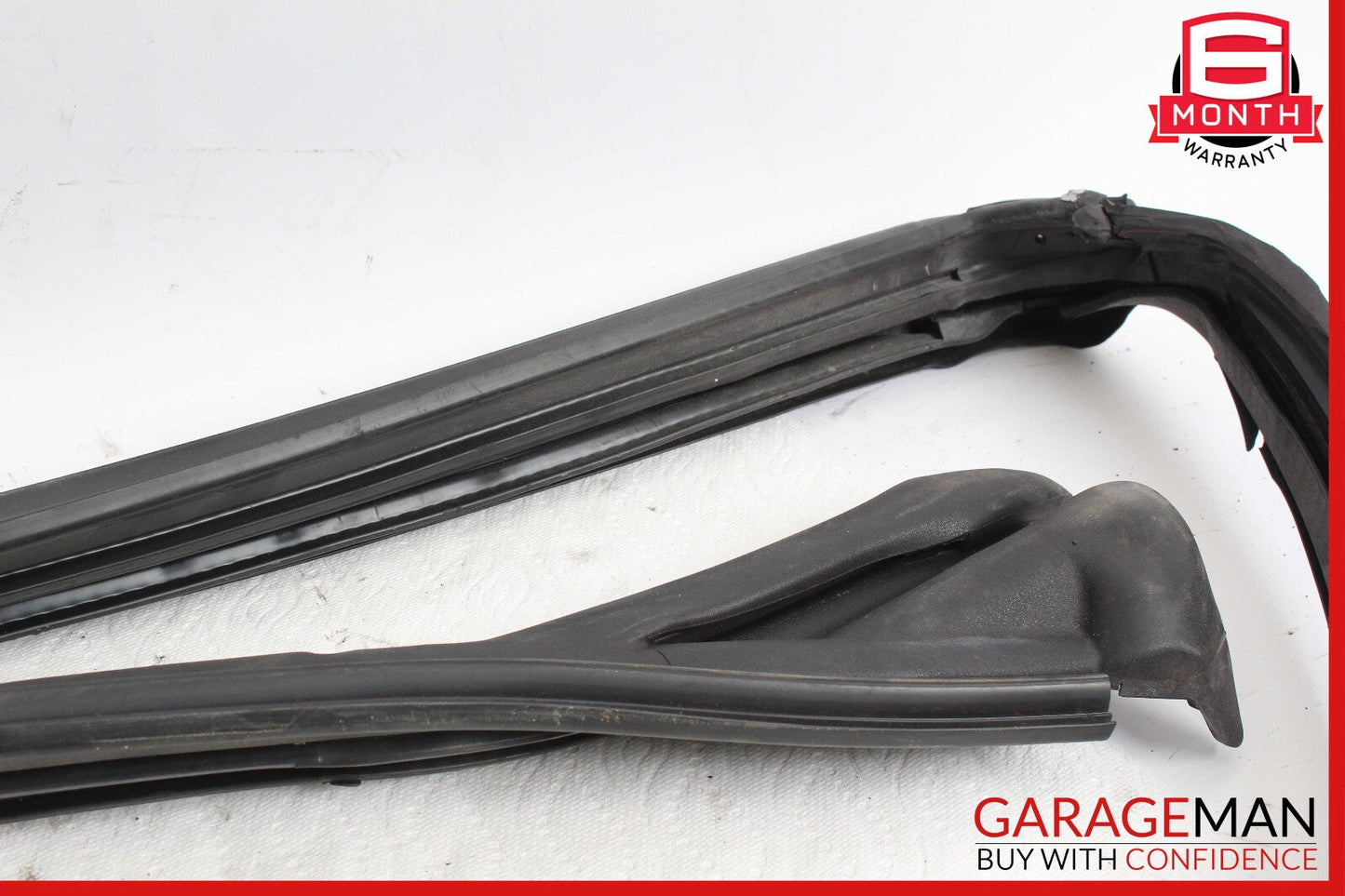 15-18 Ferrari California T Front Windshield Upper Seal Gasket Weather Strip OEM