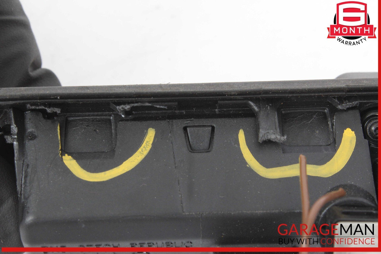 18-24 Audi Q5 Liftgate Release Opener Handle Switch w/ Camera 8W8827566C OEM