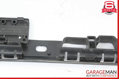 15-23 Porsche Macan S 95 Rear Right Sideskirt Rocker Molding Bracket 95B853538