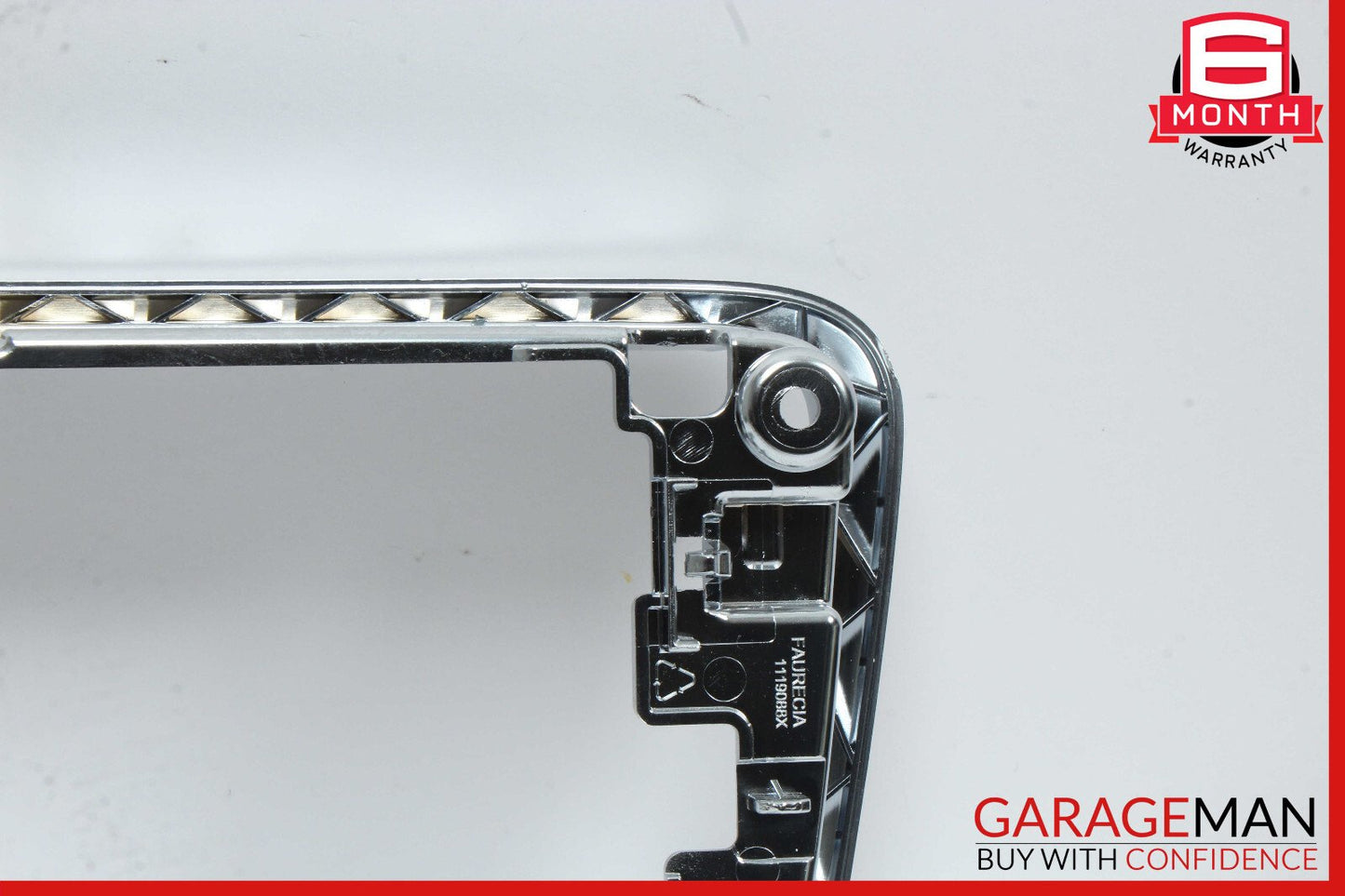 14-18 Mercedes W117 CLA250 Center Dash Radio CD Player Trim Bezel Cover OEM